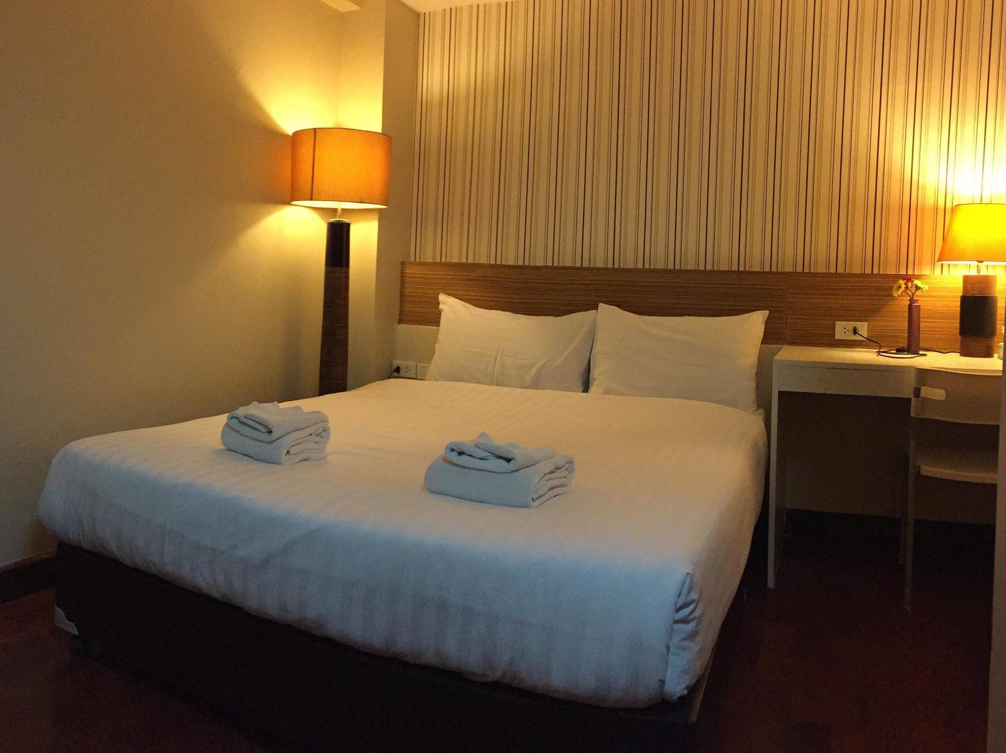 Snooze Hotel Thonglor Bangkok Luaran gambar